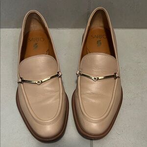 Franco Sarto Women Cream Loafers Size 8